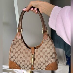 🤎✨ Gucci Jackie GG Canvas Shoulder Bag ✨🤎